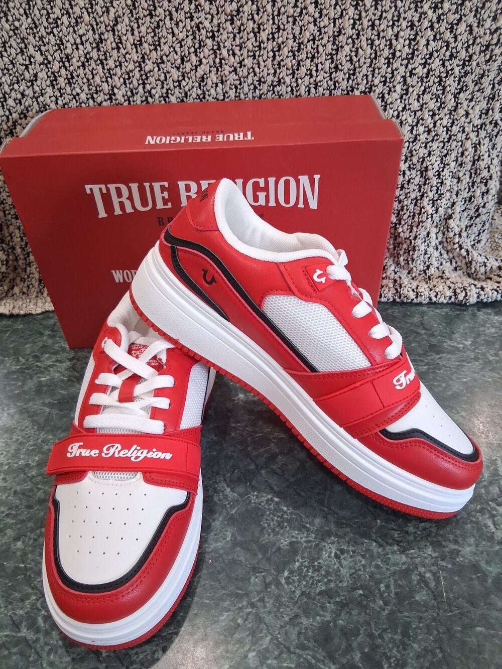 True Religion LATIFAH Sneakers Womens Sz 9M White Red Logo Adjustable New In Box